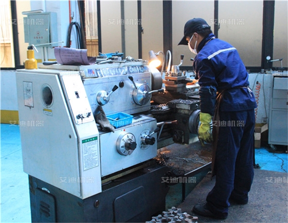 U乐国际机器加工中心7.jpg